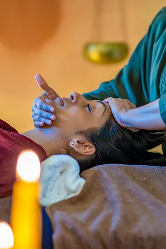 Die heilenden Kräfte der Ayurveda Kur: Ein Leitfaden für Körper und Geist